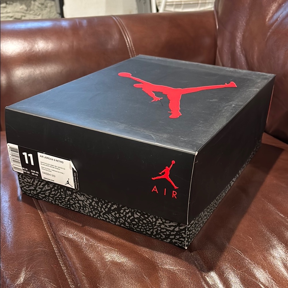 Air Jordan 3 Shoe Box with Red Logo. No shoes!
